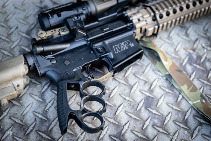 AR15 Knuckle Handgrip